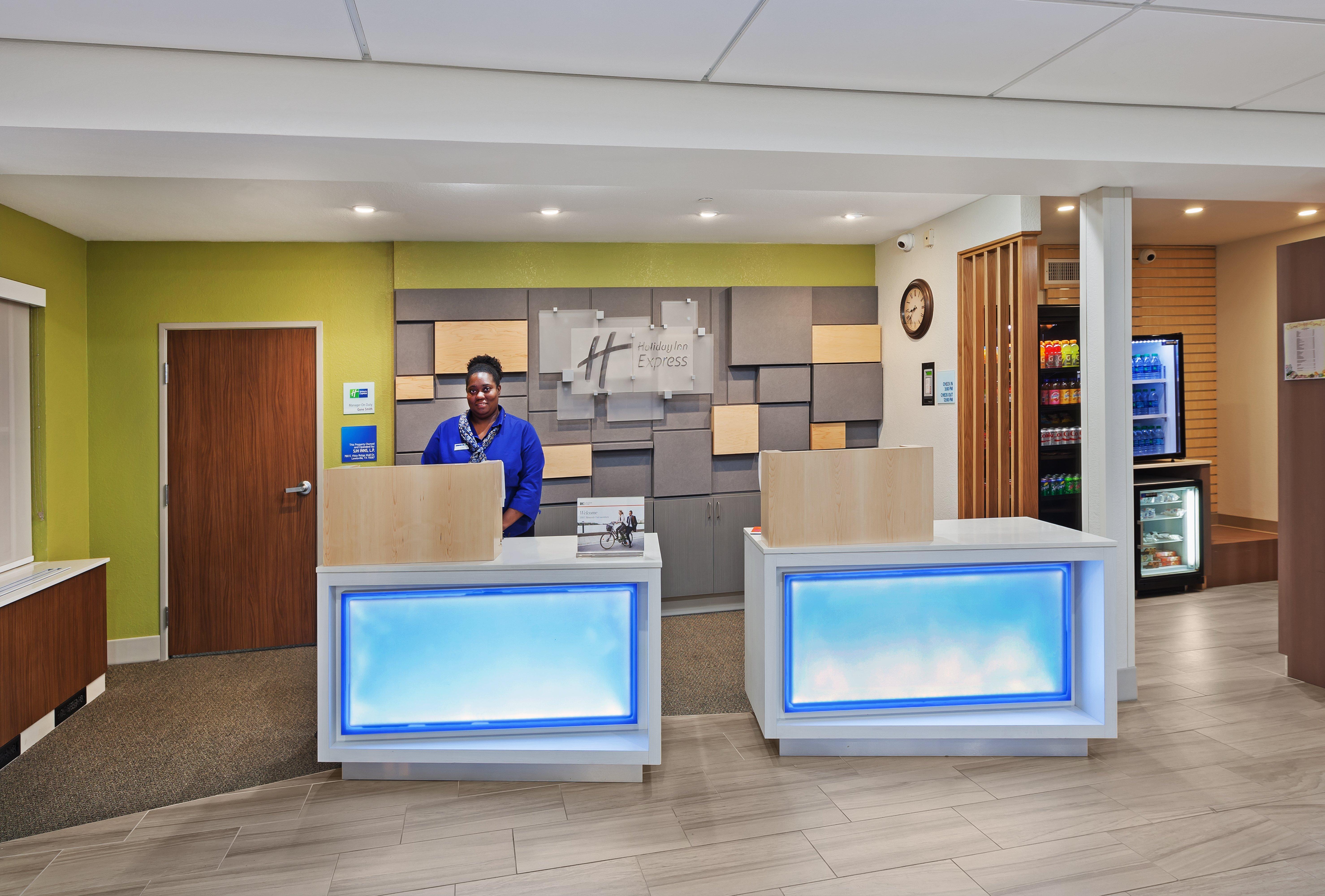 Holiday Inn Express Hotel & Suites Dallas Lewisville By Ihg Exterior photo